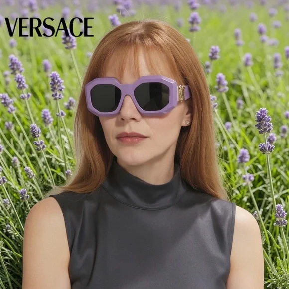 Versace VE4424U
Maxi Medusa Biggie 
Sunglasses. BRAND NEW LILAC BEAUTIES! - Picture 3 of 10